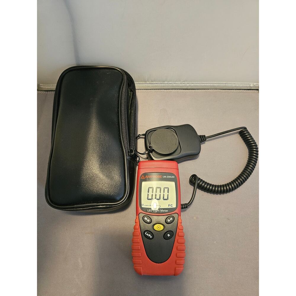 Amprobe Light Meter: Carrying Case/Protective Sensor Cover, ±3%/±6% Accuracy